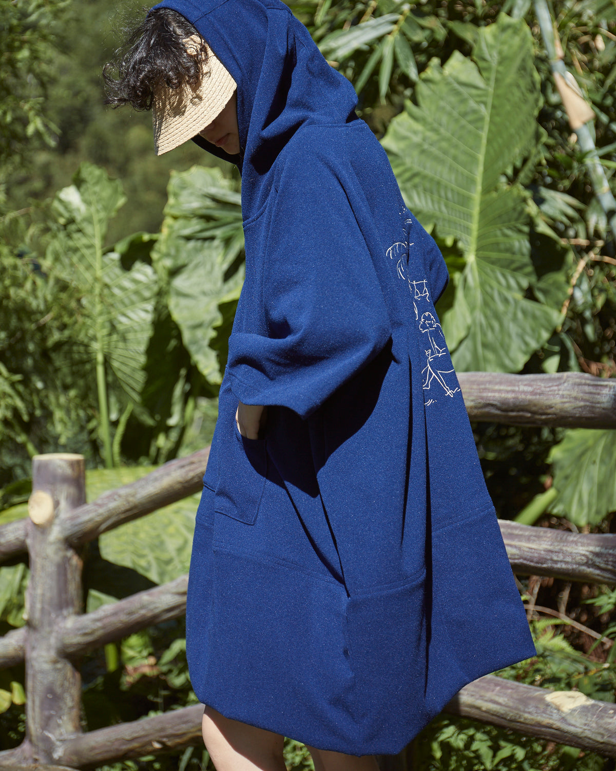 slowdive x moun moun Poncho