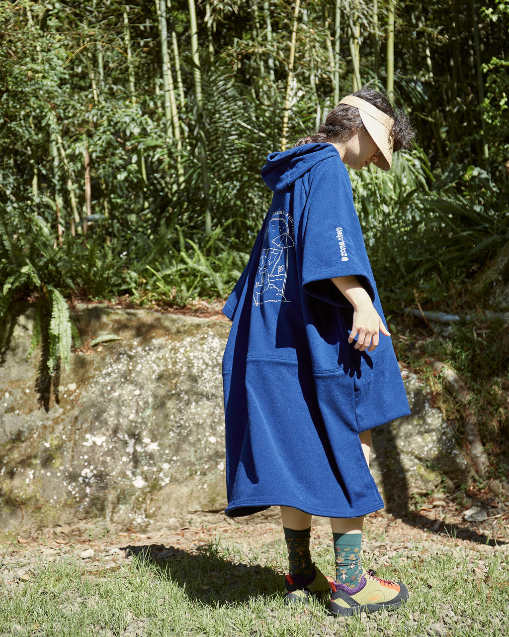 slowdive x moun moun Poncho