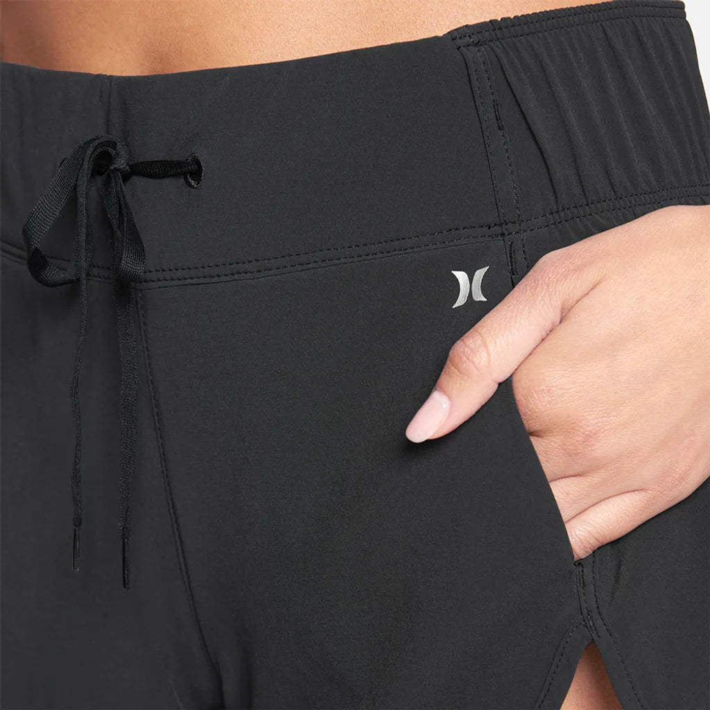 HURLEY｜女 AQUAS SOLID 2.5" BOARDSHORT 海灘褲 - 黑